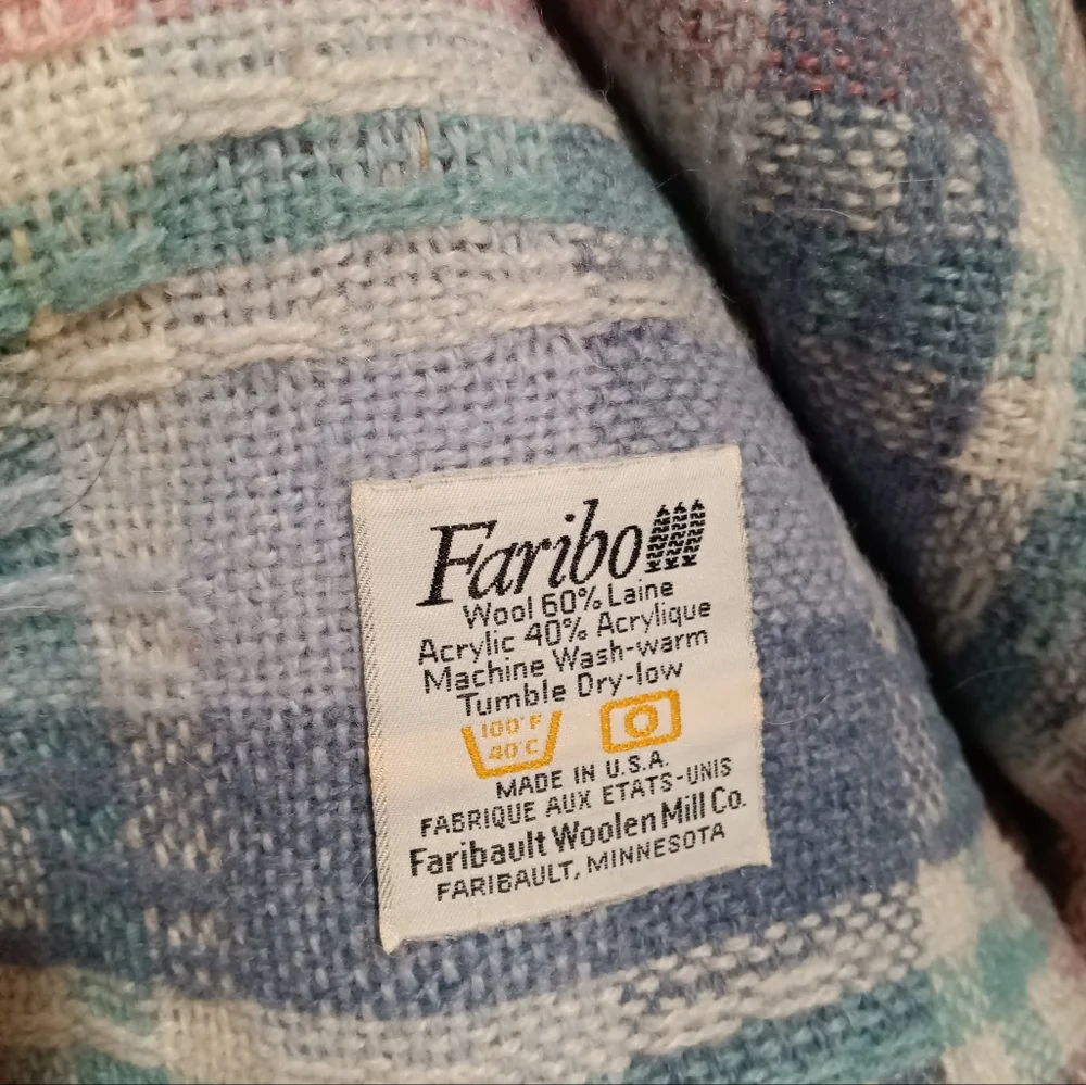 Faribo Vintage Acrylic/Wool Blend Pastel Plaid Fringed Throw USA Made